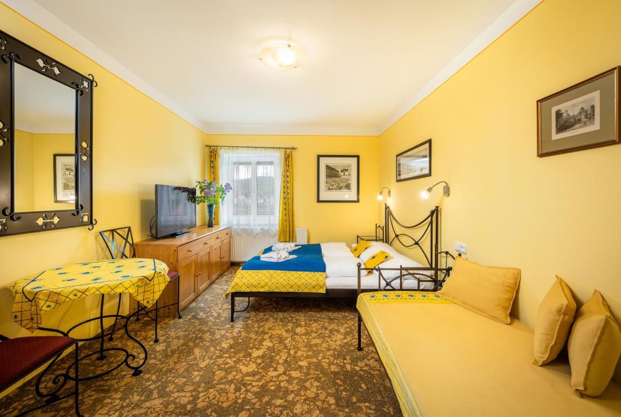 Villa Gardena Чески-Крумлов Экстерьер фото